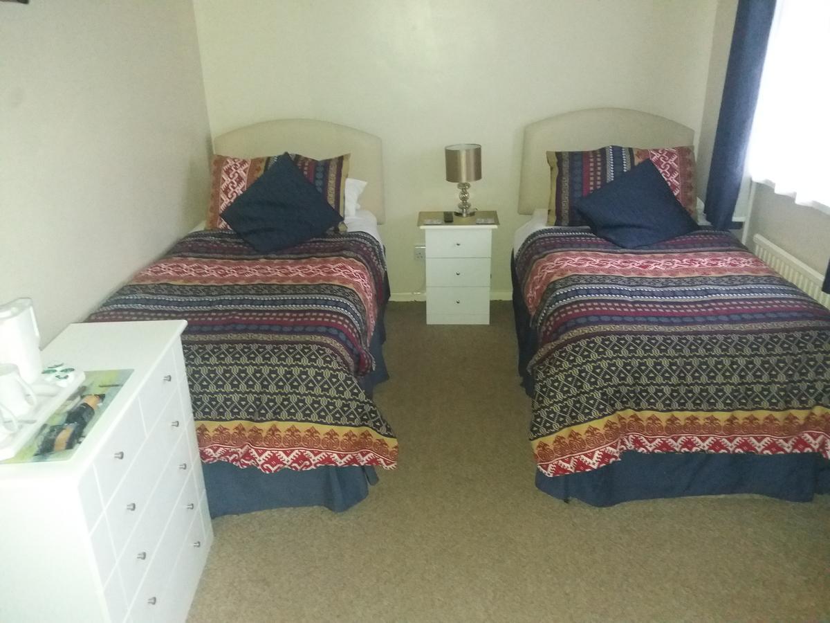 Lynn Hill Guest House Dereham Bagian luar foto