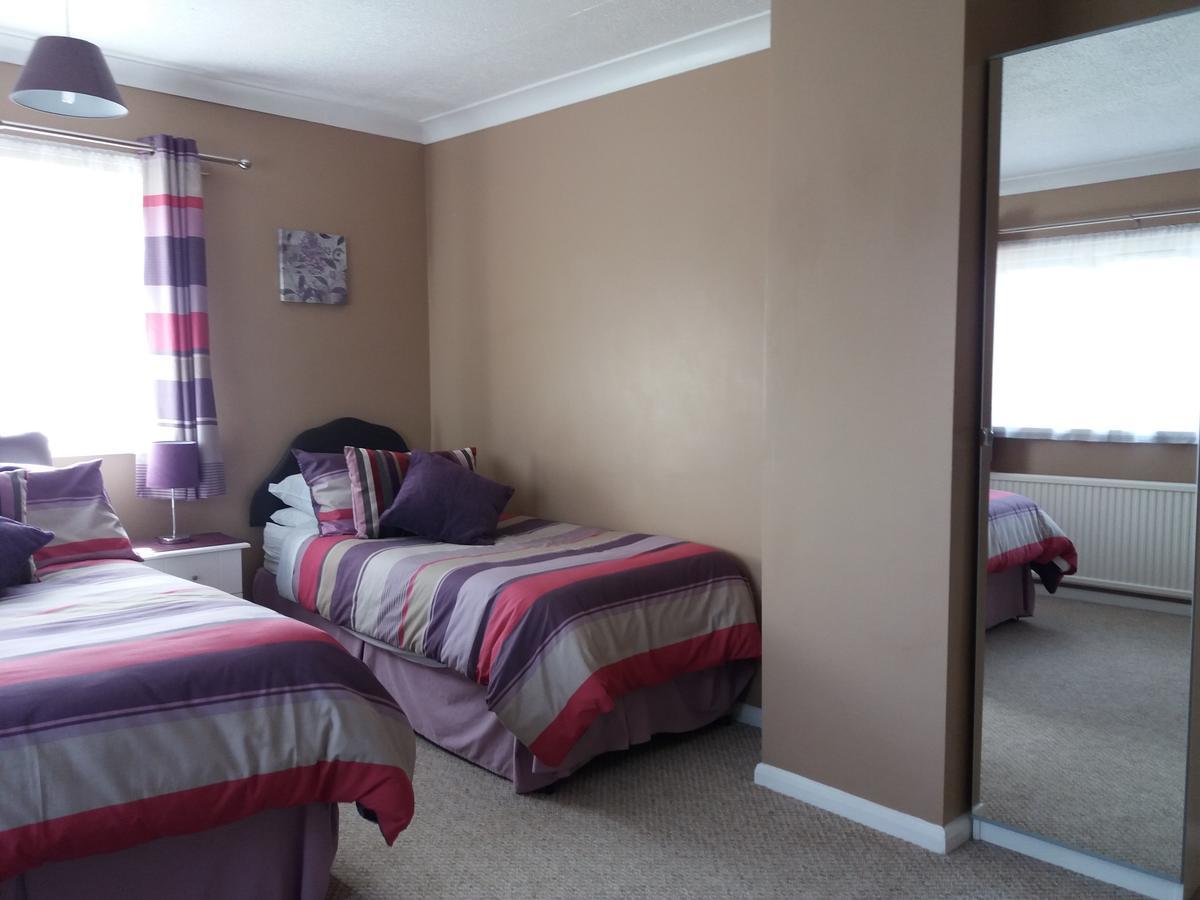 Lynn Hill Guest House Dereham Bagian luar foto