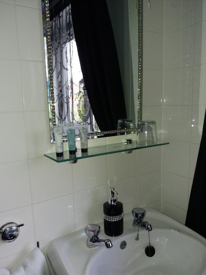 Lynn Hill Guest House Dereham Bagian luar foto